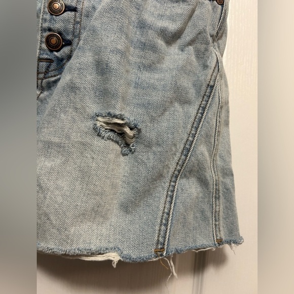 Free People We The Free Denim Skirt Breezy Button Fly, size 27 light wash blue - Picture 3 of 16